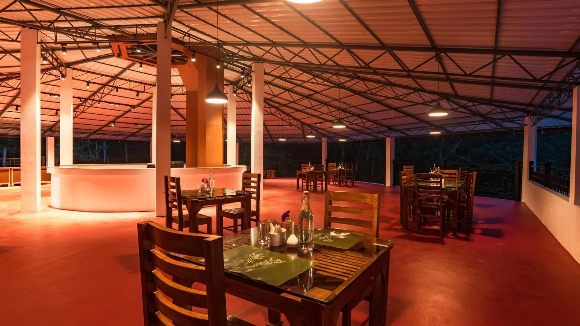 Hotel Makayiram Retreat Munnar Indie