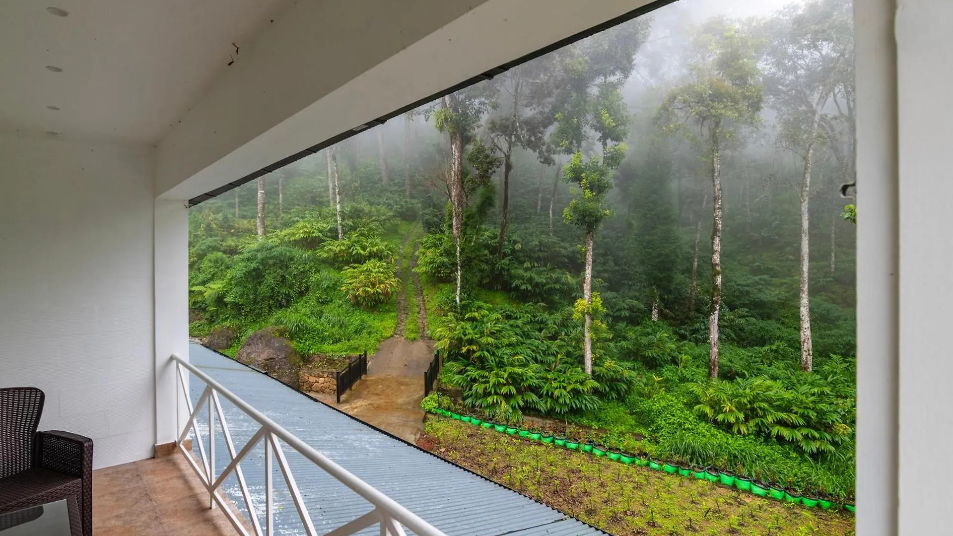 Hotel Makayiram Retreat Munnar