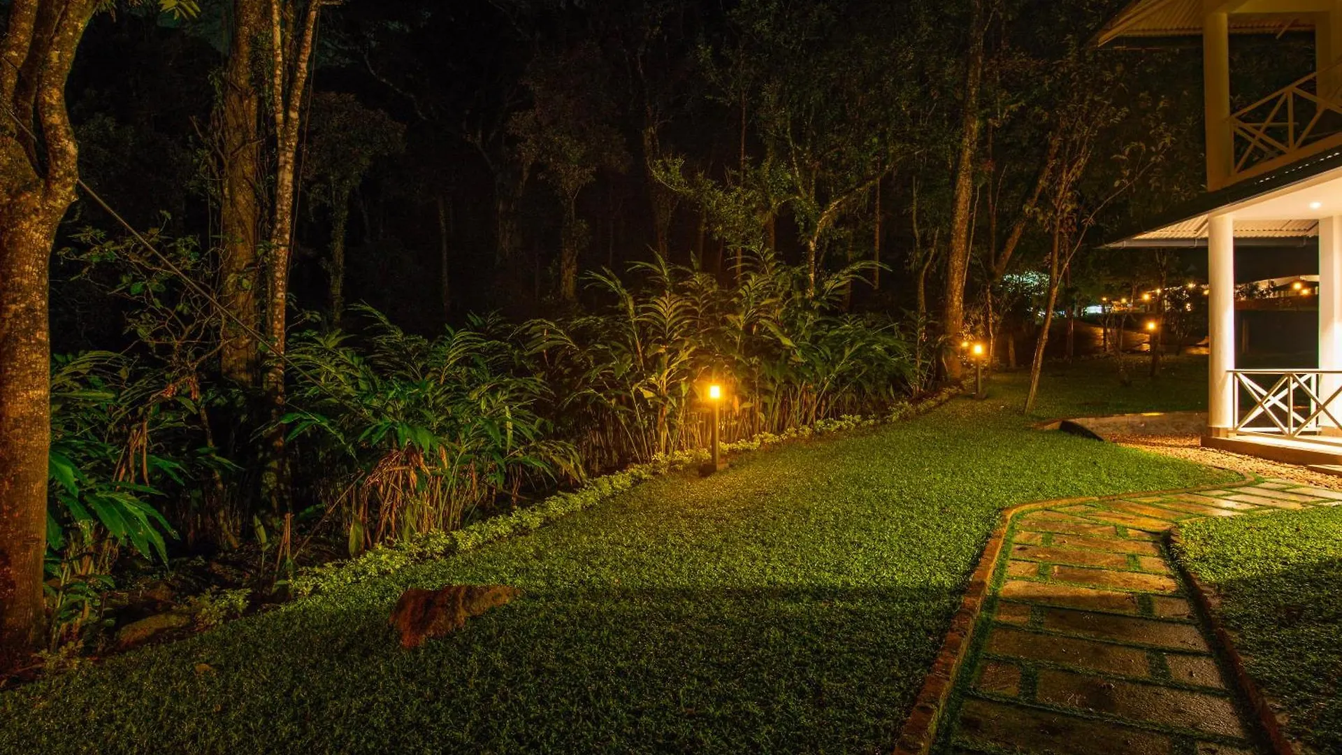 Hotel Makayiram Retreat Munnar Indie